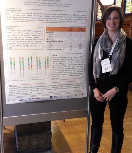 Posterpr&auml;sentationen zum Projekt GAAS von Petra Rust (li.)&nbsp;und Elisabeth H&ouml;ld (re.) bei der 4th International Conference on Nutrition &amp; Growth in Amsterdam (02.-04. M&auml;rz 2017) | Foto: Universit&auml;t Wien / Petra Rust
